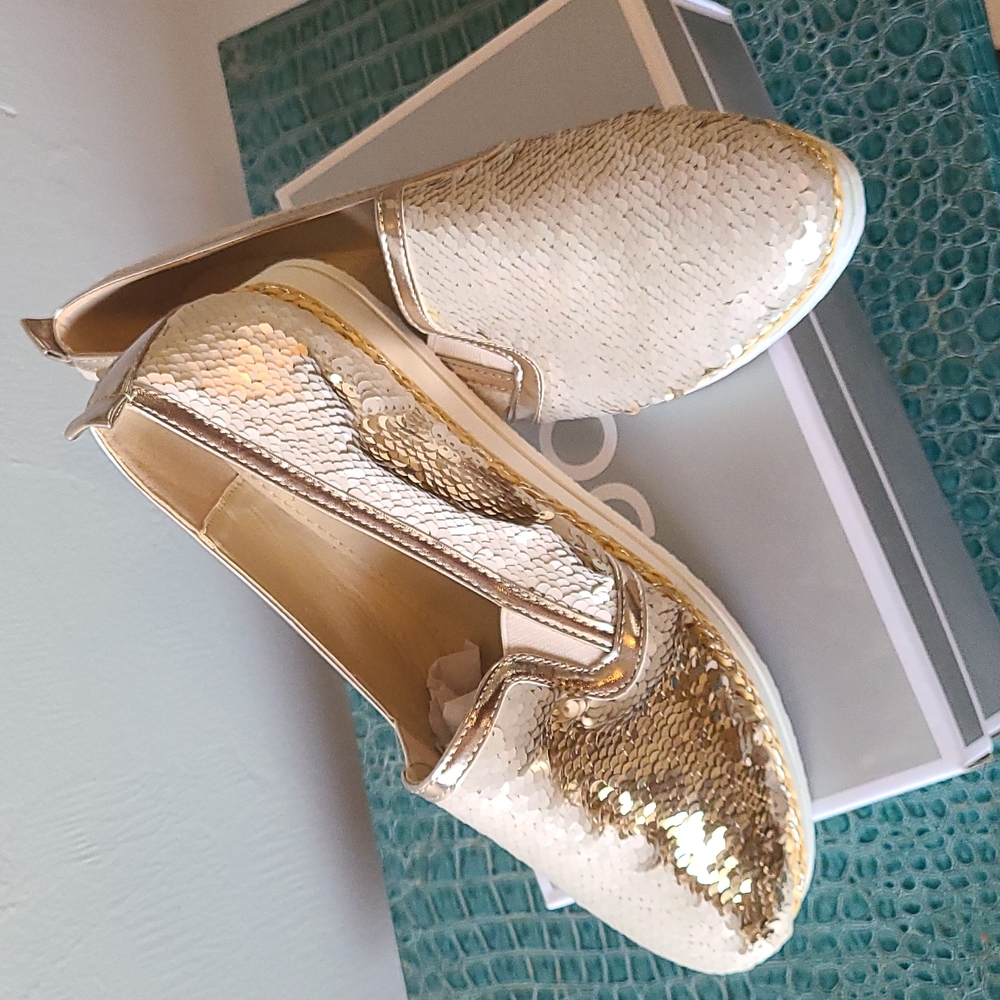 Beige-Gold espadrilles